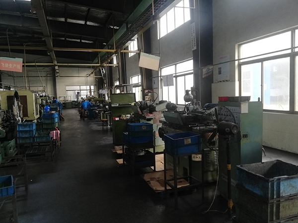 Cylindrical grinding production line